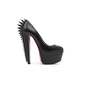 LOUBOUTIN 