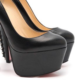 LOUBOUTIN 