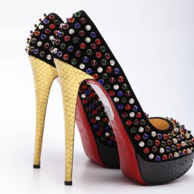 LOUBOUTIN 