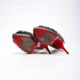 LOUBOUTIN 