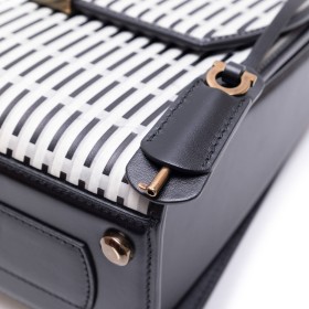 FERRAGAMO  COLLAB FRIDA ESCOBEDO