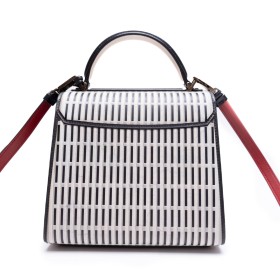 FERRAGAMO  COLLAB FRIDA ESCOBEDO