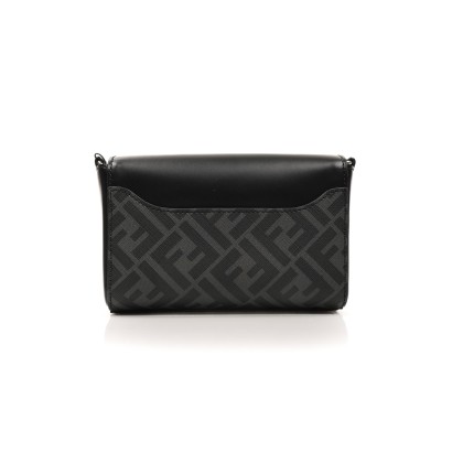 FENDI CLUTCH