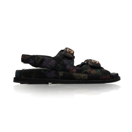 img-primary