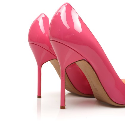 MANOLO BLAHNIK 