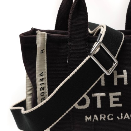 MARC JACOBS 
