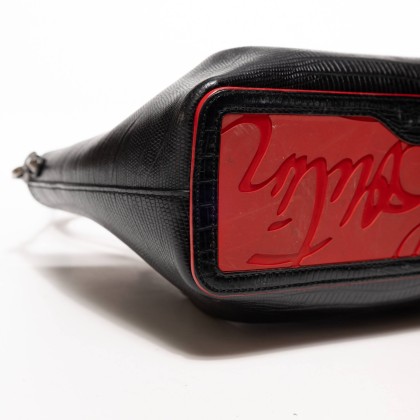LOUBOUTIN 