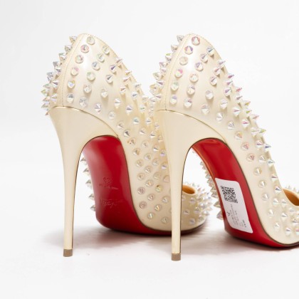 LOUBOUTIN 
