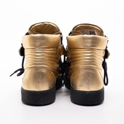 GIUSEPPE ZANOTTI 