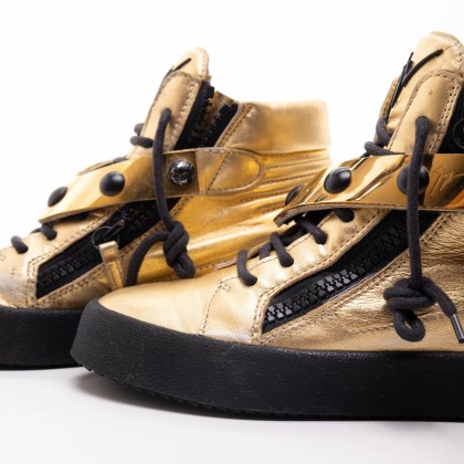 GIUSEPPE ZANOTTI 