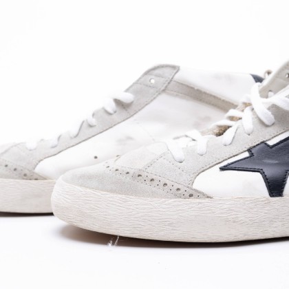 GOLDEN GOOSE 
