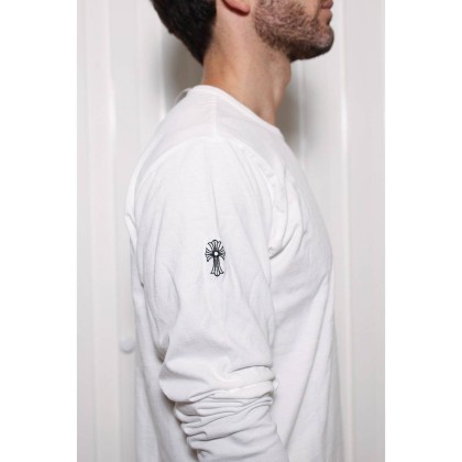 CHROME HEARTS 