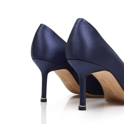 MANOLO BLAHNIK 