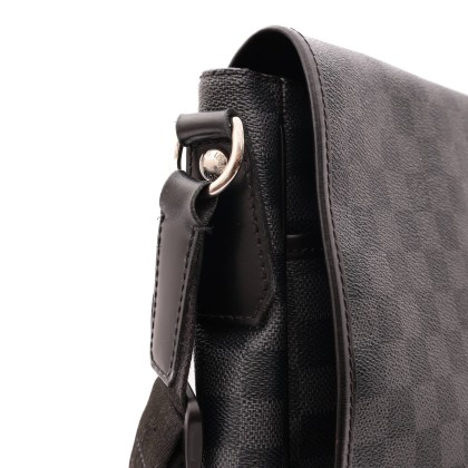 LOUIS VUITTON DISTRICT CANVAS DAMIER GRAPHITE