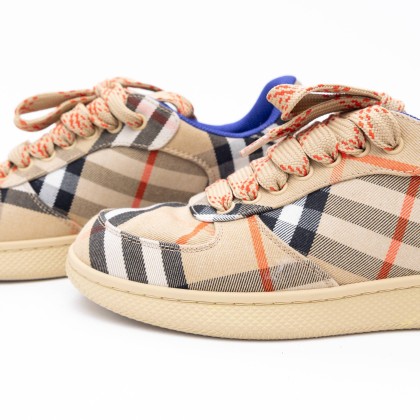 BURBERRY TENIS CHECK