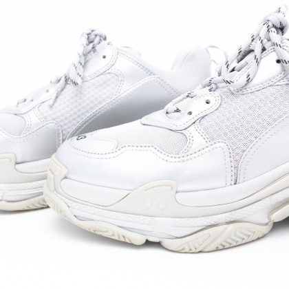 BALENCIAGA TRIPLE S