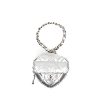 CHANEL CHARM CORAZON