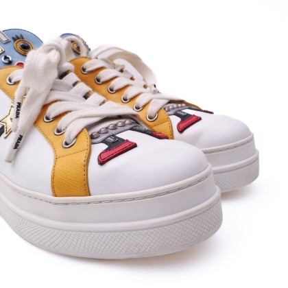 PRADA 