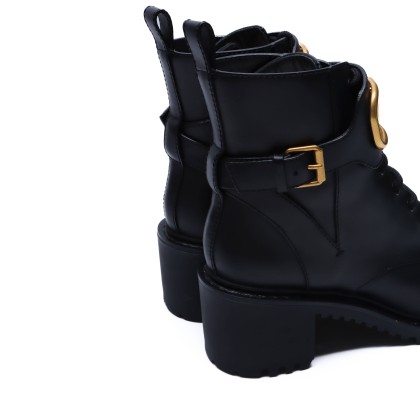VALENTINO BOTAS