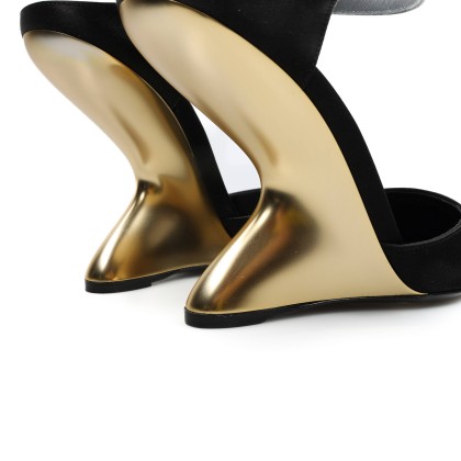 FERRAGAMO 