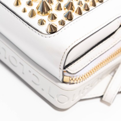LOUBOUTIN 