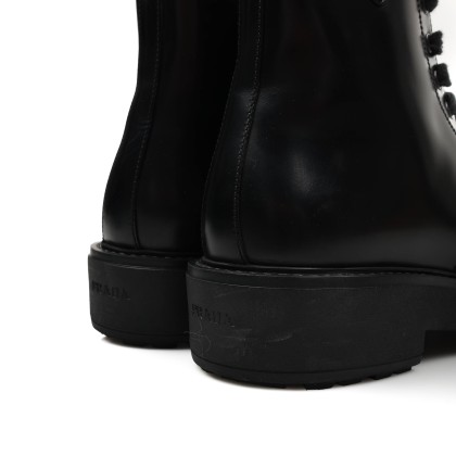 PRADA botas