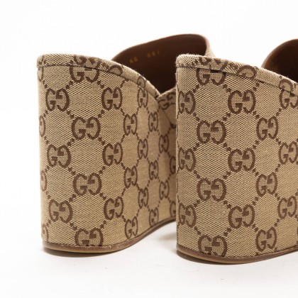 GUCCI ALPARGATAS SUPREME