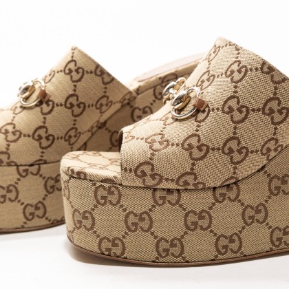 GUCCI ALPARGATAS SUPREME