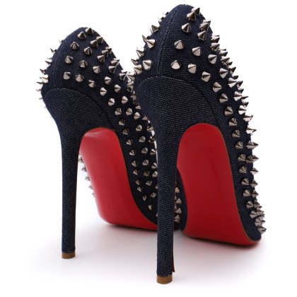 LOUBOUTIN 
