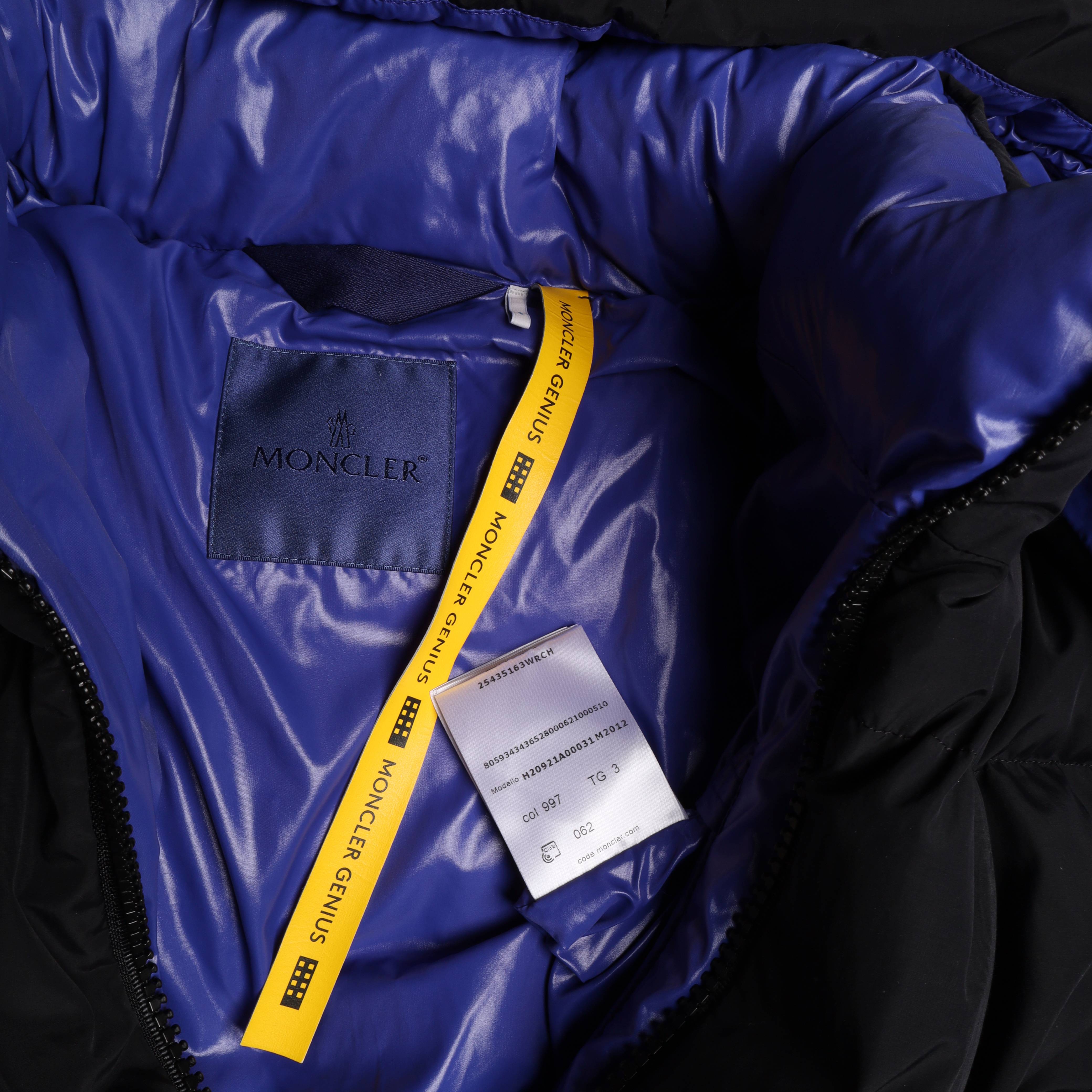 MONCLER 