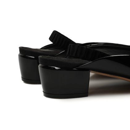 FERRAGAMO MULES