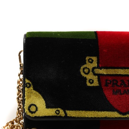 PRADA 