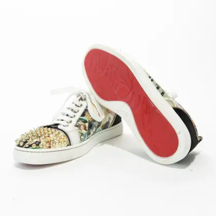 LOUBOUTIN 