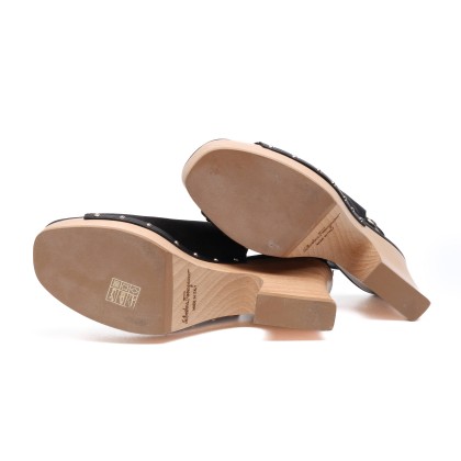 FERRAGAMO 
