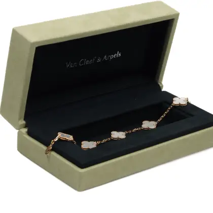 VAN CLEEF & ARPELS PULSERA 5 MOTIVOS ALHAMBRA ORO AMARILLO CON NÁCAR