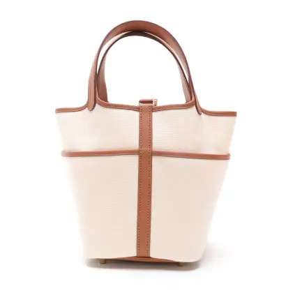 HERMES NUEVA/SIN USAR
**CONSERVA PLASTICOS
***INCLUYE CANDADO, LLAVES.
