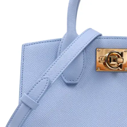FERRAGAMO 