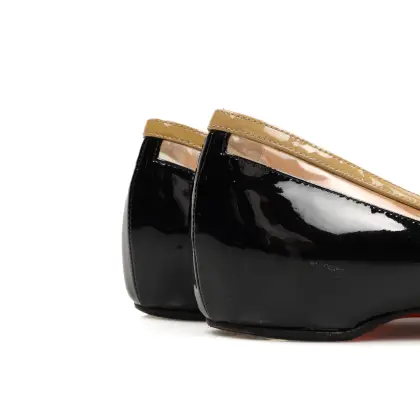 LOUBOUTIN 
