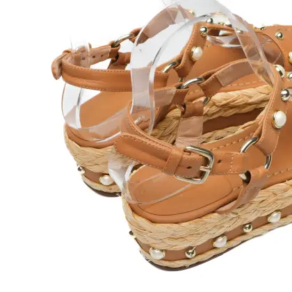 STUART WEITZMAN 