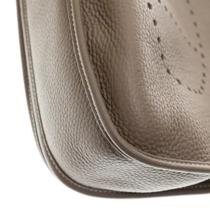 HERMES COLOR: ÉTOUPE

