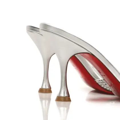LOUBOUTIN 