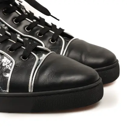 LOUBOUTIN 