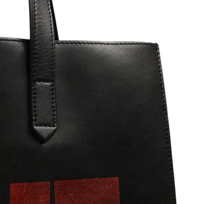 GIVENCHY LOVE SHOPPER