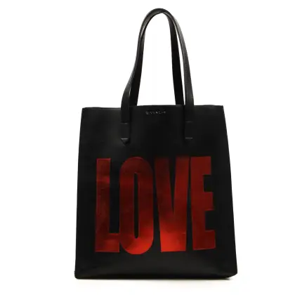 GIVENCHY LOVE SHOPPER