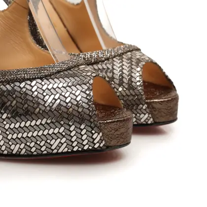 LOUBOUTIN 