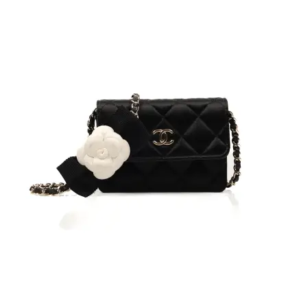 CHANEL CROSSBODY