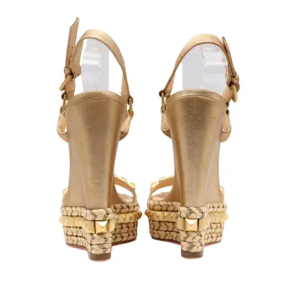 LOUBOUTIN 