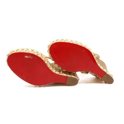 LOUBOUTIN 