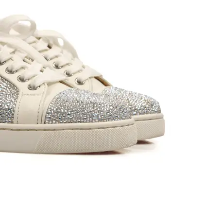LOUBOUTIN 
