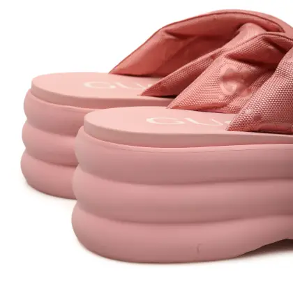 GUCCI sandalias